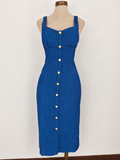 Vestido midi con botones delanteros