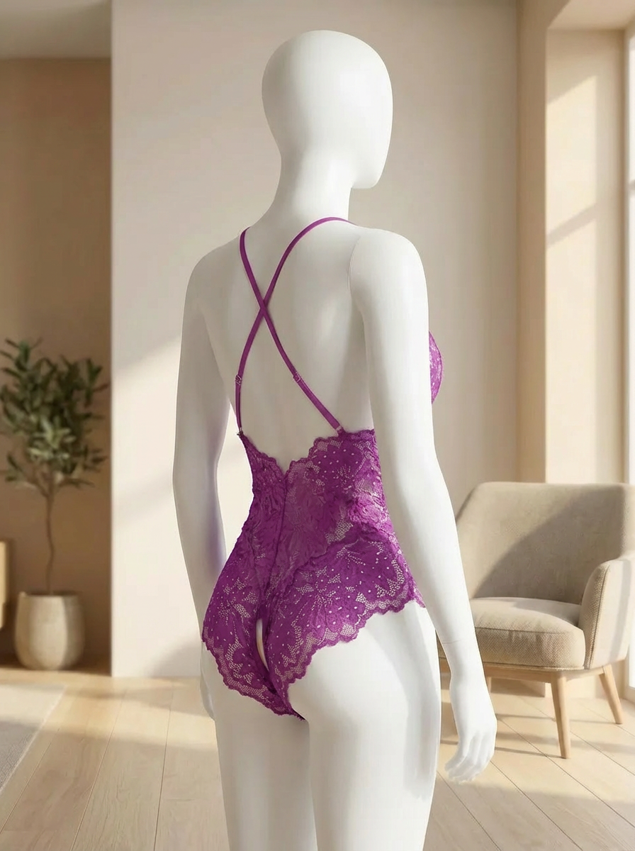Lencería tipo body sin entrepierna con escote halter - imagen 2