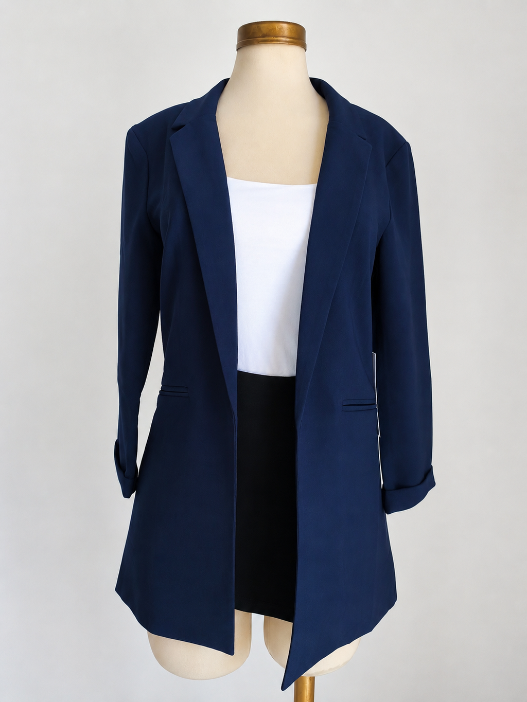 Blazer azul marino largo básico con puños y frente abierto
