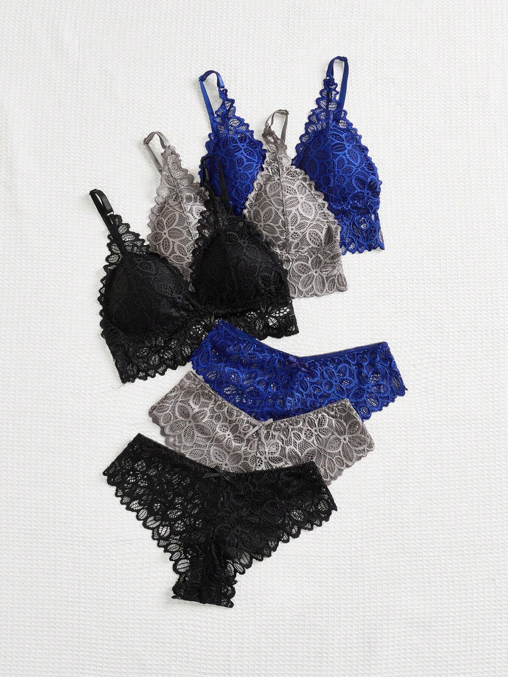 Conjunto de sostén y tanga de encaje - imagen 5