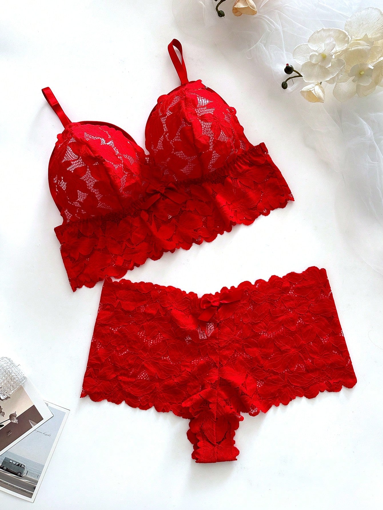 Conjunto de lencería de encaje en tallas plus, color rojo - imagen 4