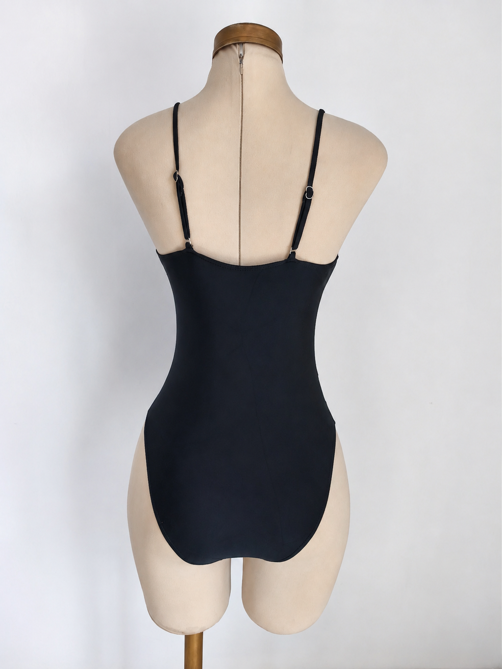 Traje de baño de 1 pieza con tirantes tipo espagueti y diseño - imagen 2