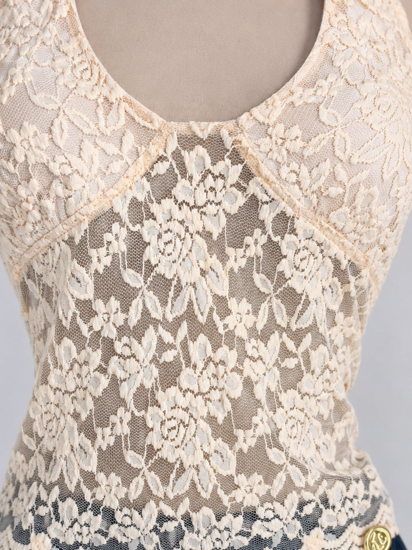 Top color crema de tirantes con cuello halter y encaje floral - imagen 3