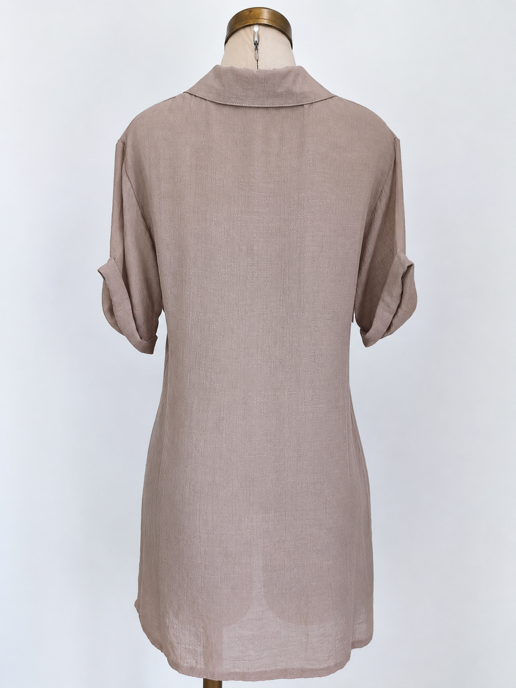 Salida de playa con cuello en V, color beige - imagen 2