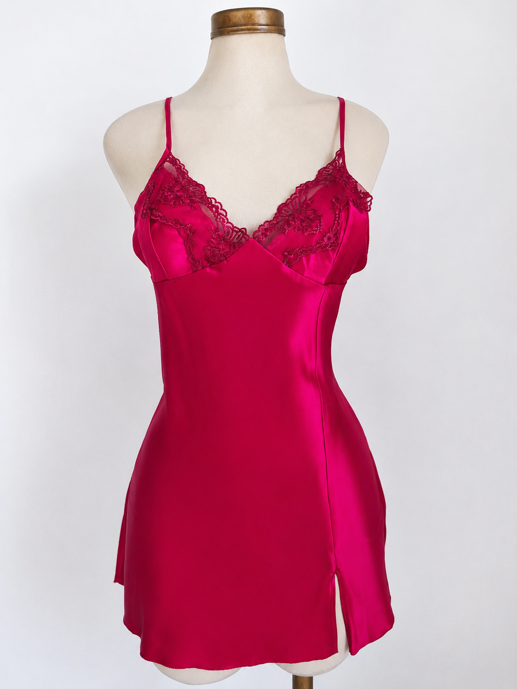 Conjunto de pijama con bata y vestido lencero con ribetes de encaje - imagen 2