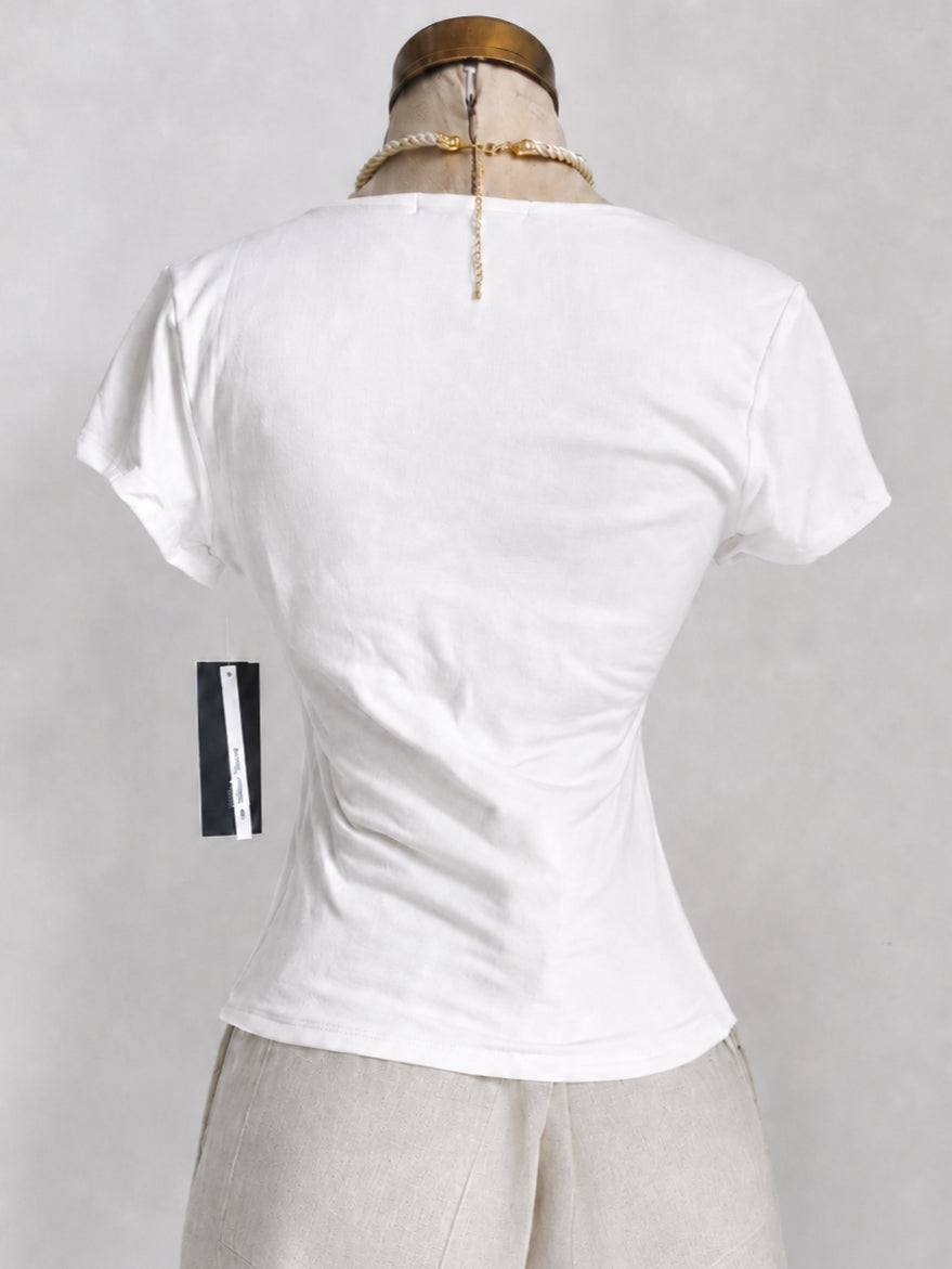 Top blanco de manga corta con cuello cuadrado y doble capa en frontal y posterior - imagen 2