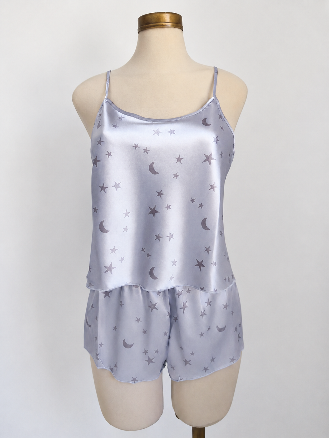 Conjunto de pijama de satén con estampado de estrellas