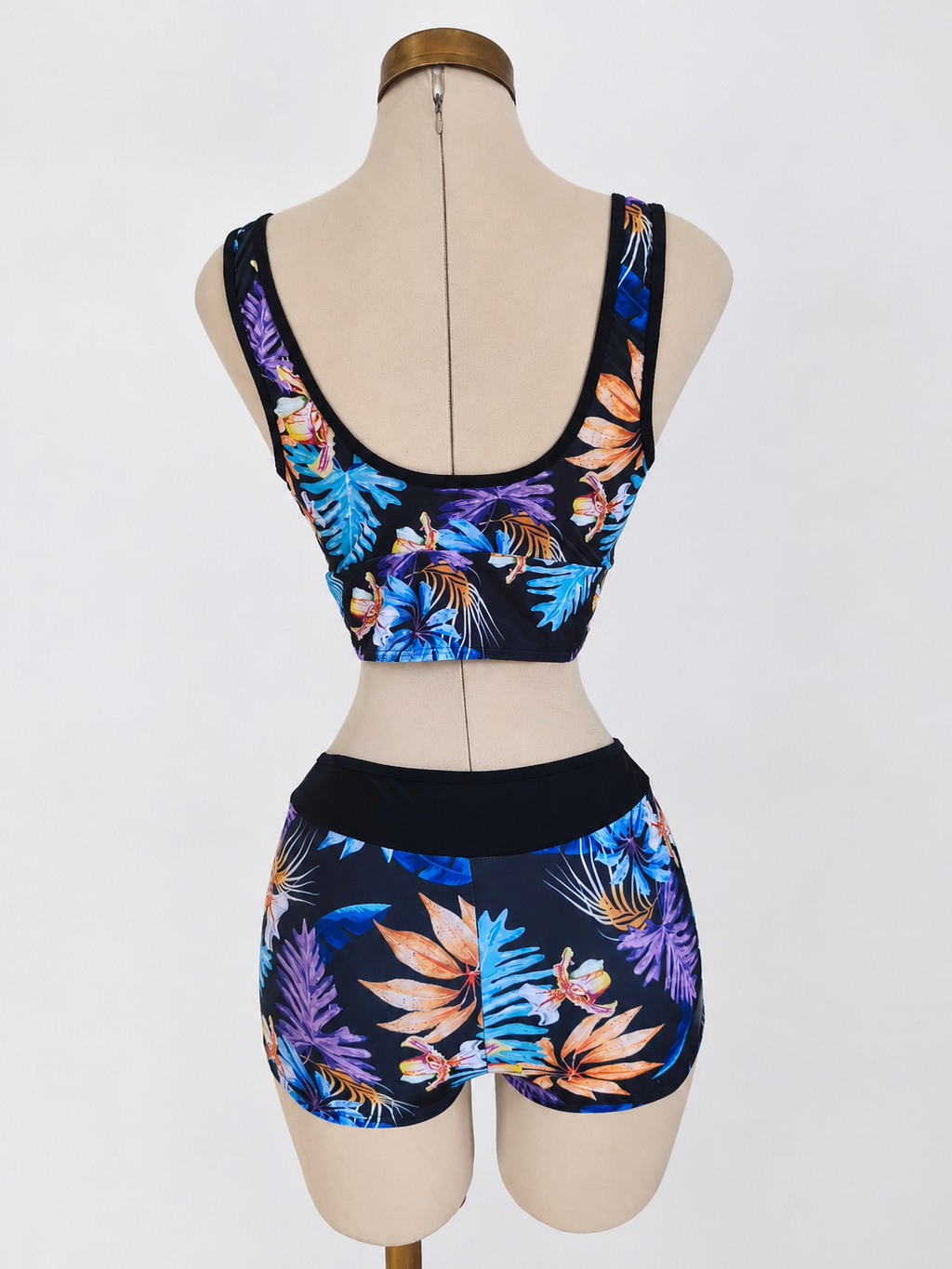 Traje de baño bikini con shorts con estampado tropical - imagen 2
