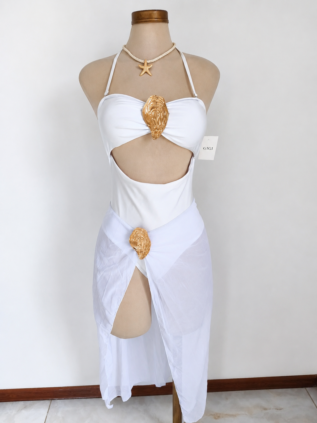 Traje de baño de 1 pieza blanco con salida de playa larga