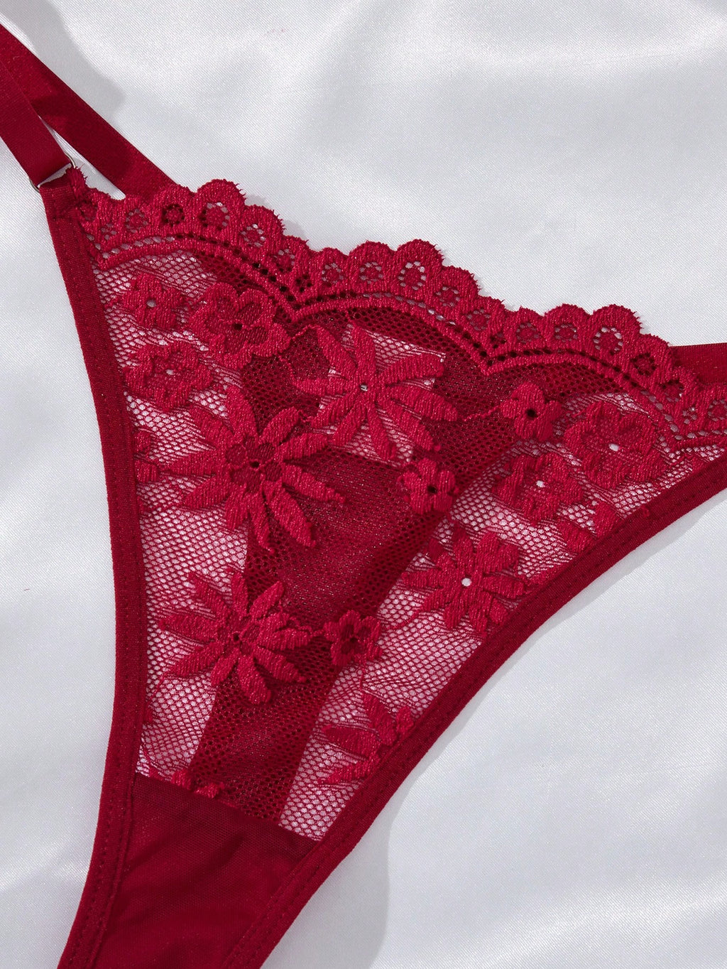 Conjunto de dos piezas de lencería color vino, baby doll con hilo ajustable - imagen 5