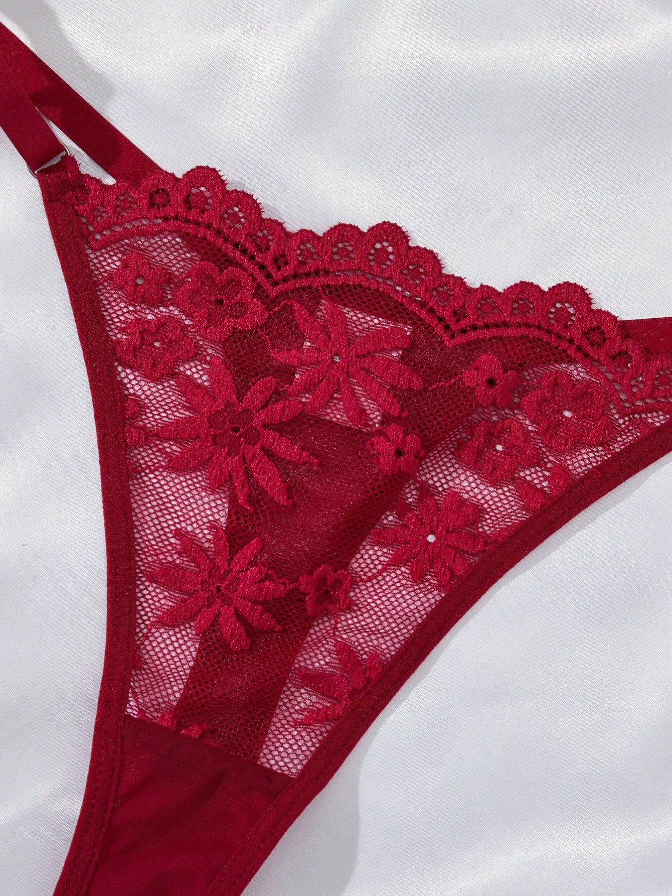 Conjunto de dos piezas de lencería color vino, baby doll con hilo ajustable - imagen 5