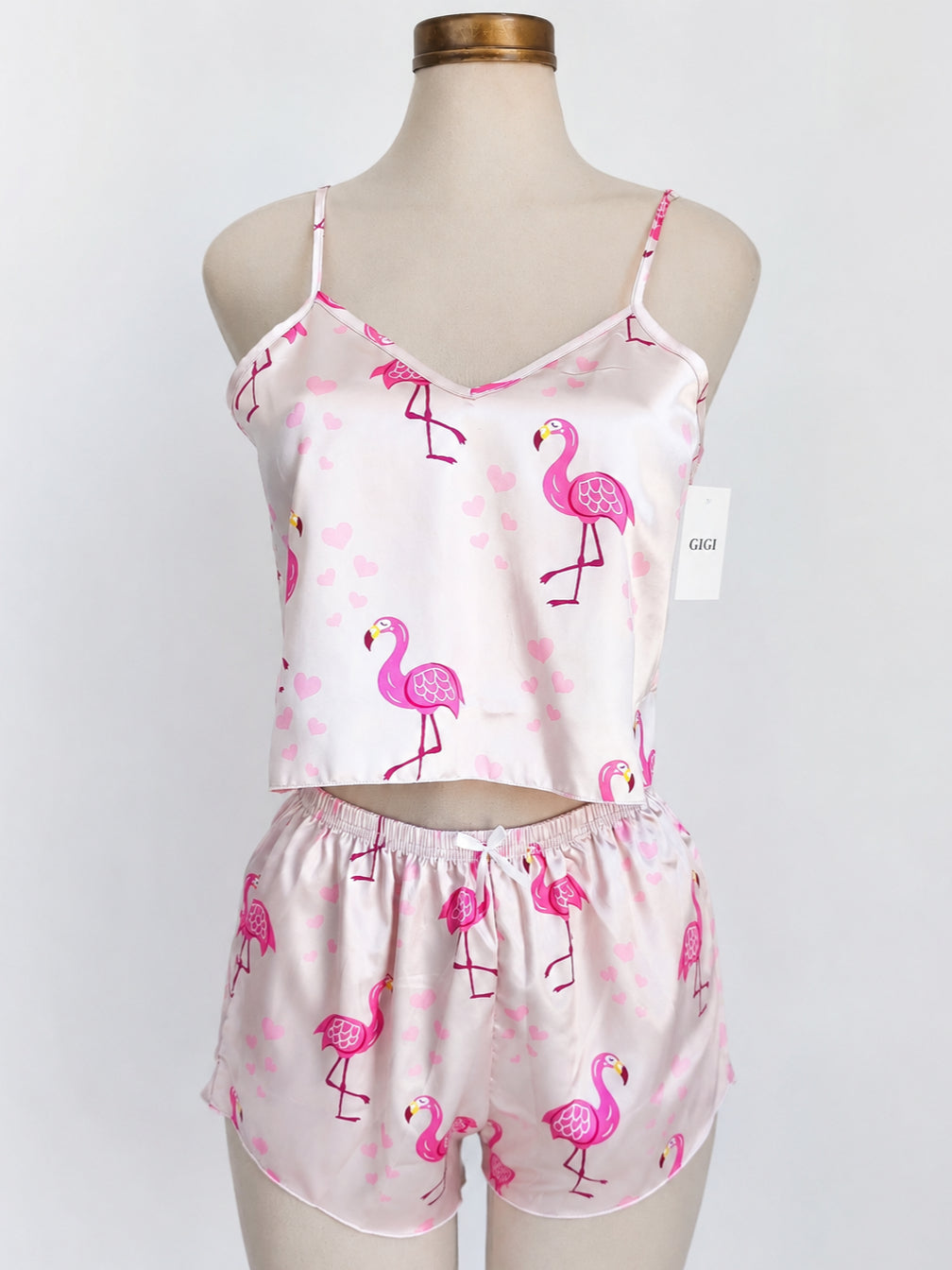 Conjunto de pijama con top camiseta de satén y shorts con estampado de