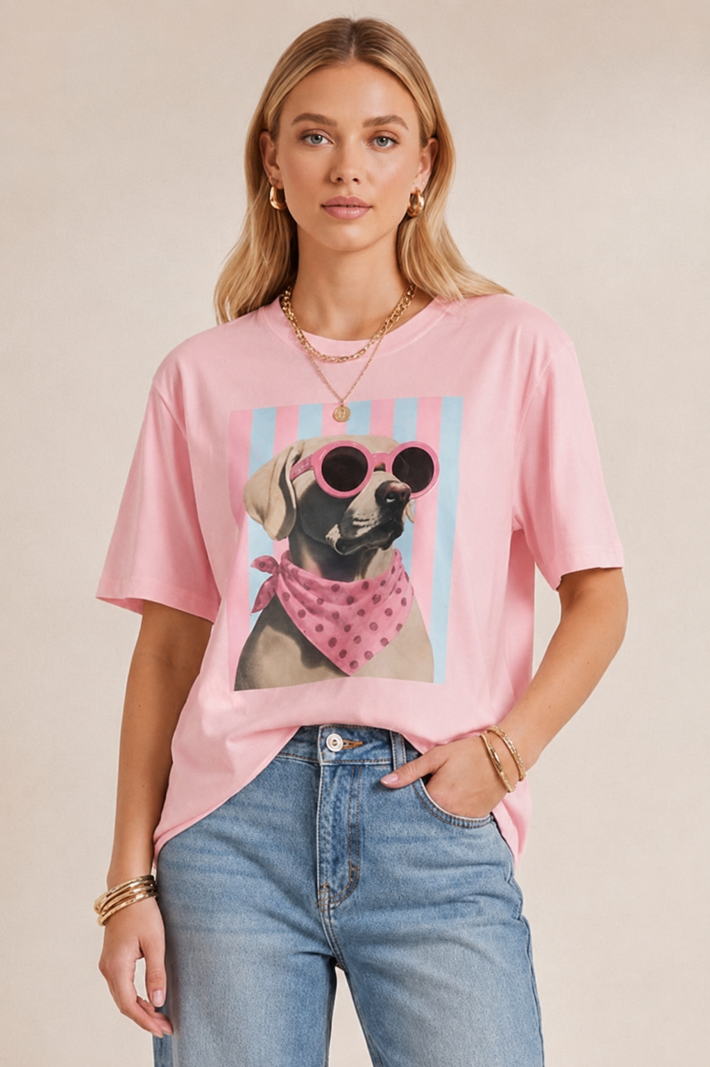 Camisetas oversize con estampado de lunares y perro de Sonia