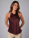 Blusa de satén con cuello halter