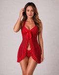 Vestido lencero rojo con encaje y cuello halter