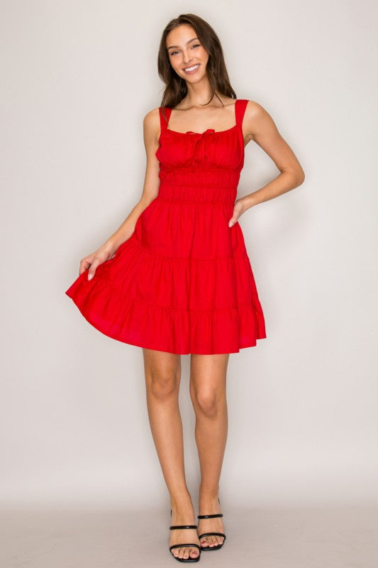 Minivestido rojo de algodón, cuerpo completo